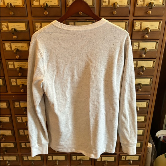 Gap - Picture 3 of 3